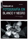 BLUME FOTOGRAFA. FOTOGRAFA EN BLANCO Y NEGRO